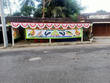 WARUNG PECEL LELE RIZKI BAROKAH CAK MUSA