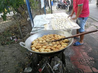 BOLANG-BALING & CAKUE MAS CIPTO