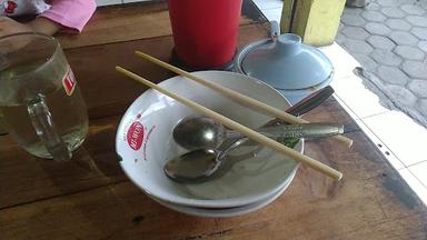 BAKSO SUPER & MIE AYAM  CONDONG RAOS  WONOGIRI