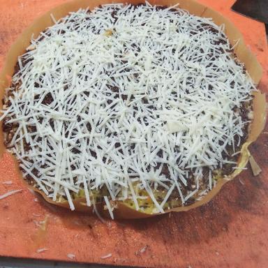 MARTABAK ISTIMEWA PAK WARIYO