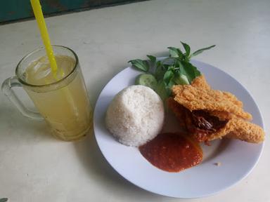 AYAM KREMES TULANG LUNAK