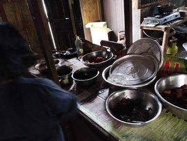 HJ. WAKIDI'S GUDEG KEDAI