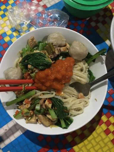 MIE AYAM PEKALONGAN MAS ARSO