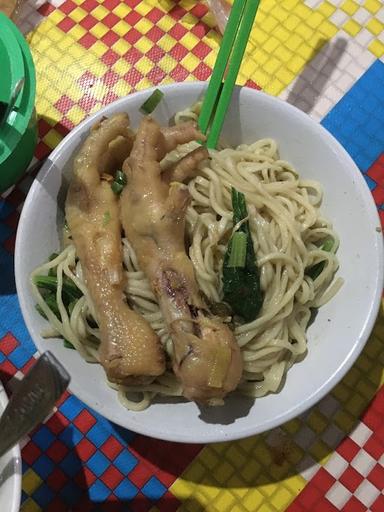 MIE AYAM PEKALONGAN MAS ARSO