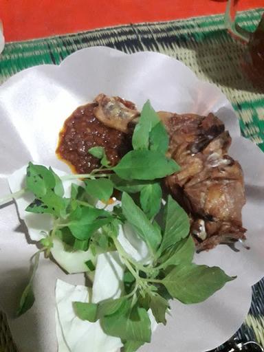 PECEL LELE NASI UDUK KHAS LAMONGAN (PAK SUNTI)