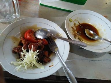 SATE KAMBING DAN AYAM ECO