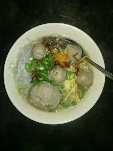 WARUNG SOTO SRIMENANTI