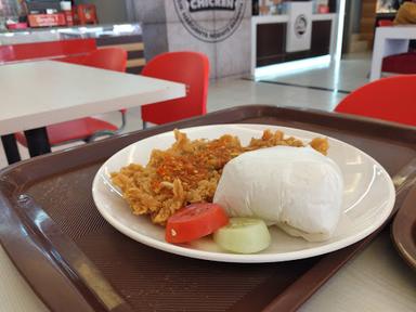 HITS CHICKEN WACHID HASYIM KEDIRI