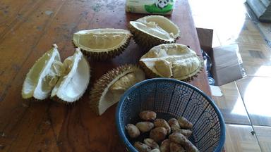 DURIAN SUSI YU WARNI