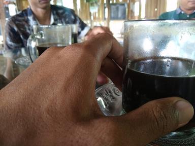 KOPI MANJAA (GUBUG)