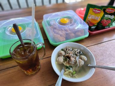 BAKSO TUGU BERLIAN