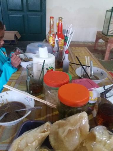 MIE AYAM BAKSO BAYU PUTRA