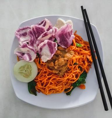 MIYAGO (MIE AYAM GORENG ) HERSUKO