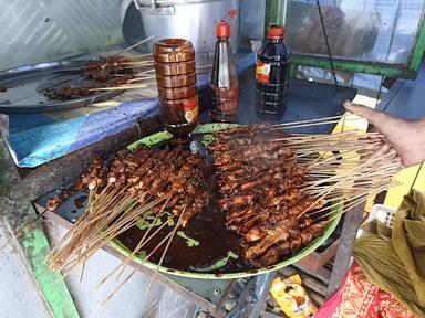 SATE AYAM CAK MAMAD