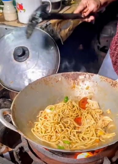 BAKMI JAWA MBAK MENUK