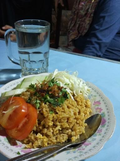 WARUNG BAKMI JAWA BU JUMINTEN