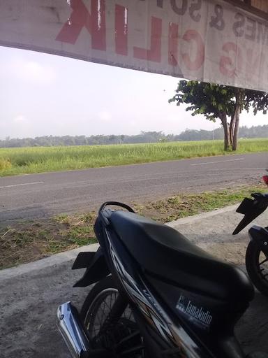 WARUNG MANGAN WONG CILIK RAMESAN & SOTO