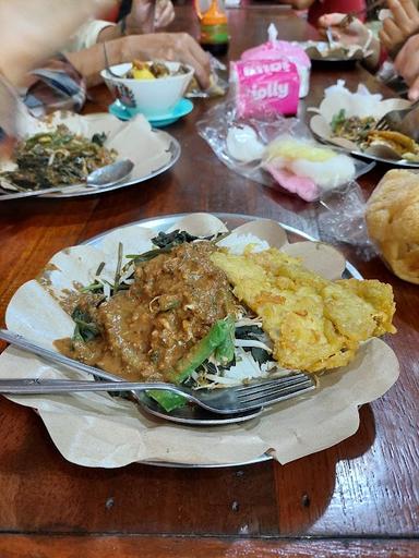 NASI PECEL MBAK YAYA MRANGGEN