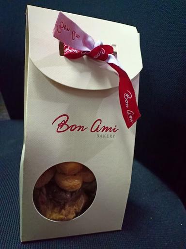 BON AMI BAKERY - DHARMAHUSADA INDAH