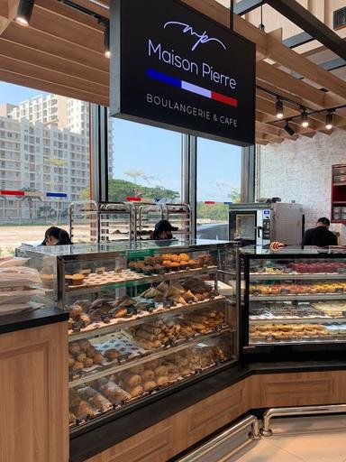 MAISON PIERRE BOULANGERIE & CAFE (PAKUWON)