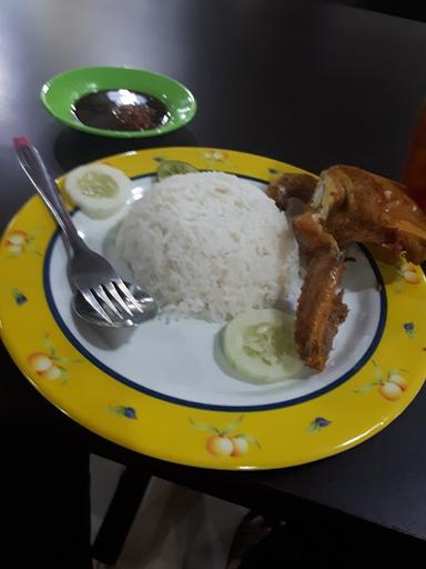 AYAM GORENG JAKARTA ASLI