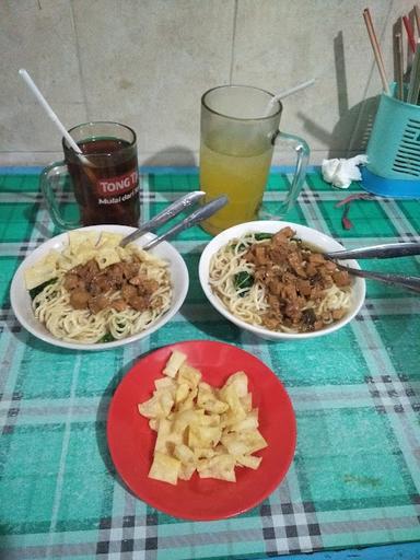 MIE AYAM BENGAWAN