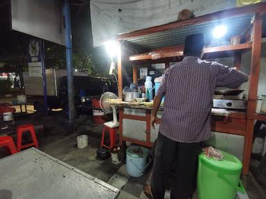 SATE AYAM BANG TOYIB