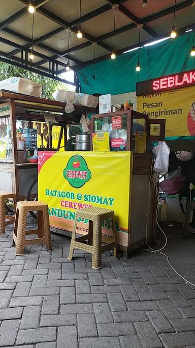 SEBLAK SIOMAY & BATAGOR CEREWET BANDUNG PUNYA