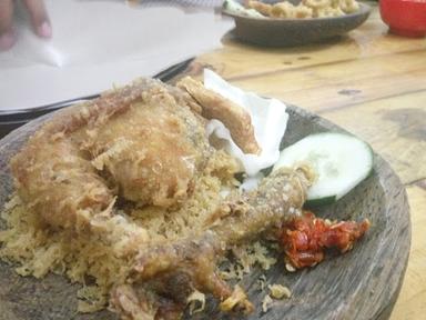 WARUNG BEDJO AYAM GORENG KREMES CAK IWAN