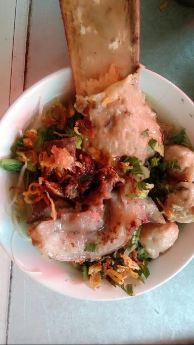 BAKSO BALUNGAN SAPI PAK SUROTO