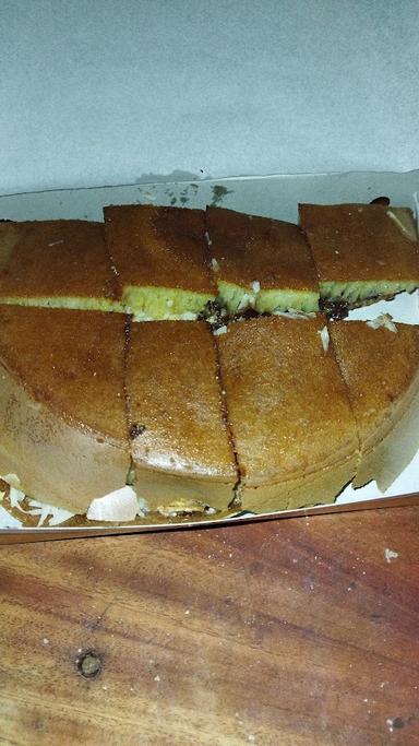 MARTABAK DIRUMAHAJA