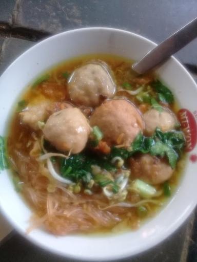 MIE AYAM DAN BAKSO BALUNGAN MANG KOMAN