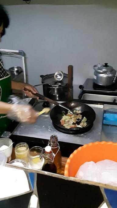 BAKMI DJAWA PLENGKUNG RESEP EYANG DJAITOEN