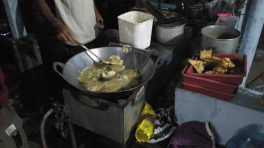 BUBUR SAYUR MBAK ANA