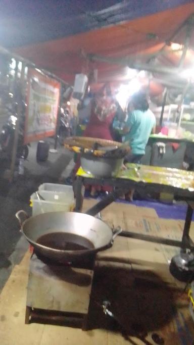 PECEL LELE DAN NASI GORENG FITHA JAYA LAMONGAN CAK PUT