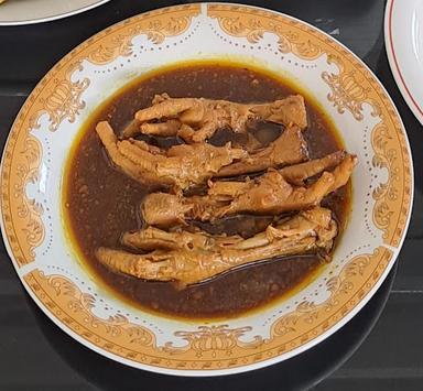 WARUNG MAMI TENGKLENG, SOTO & GULAI KAMBING