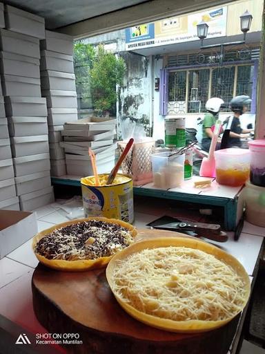 MARTABAK MANIS PRIMA BANDUNG