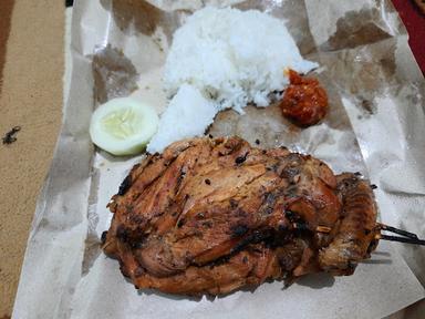 AYAM BAKAR MALIOBORO (ABM) MUNTILAN