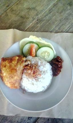 Photo's Ayam Bakar Mbak Vero