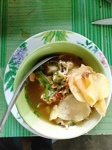 NASI UDUK PAK DHE LAPANGAN PEMDA MUNTILAN