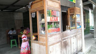 WARUNG MIE AYAM BAKSO DAN KUPAT TAHU