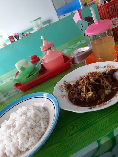 WARUNG SATE AYAM KAMPUNG PAK DIM