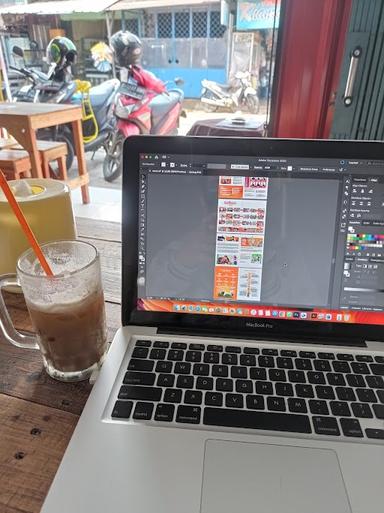 WARUNG KOPI CEMERLANG