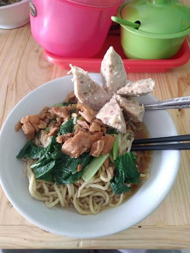 BAKSO MIE AYAM MAS VIAN 1