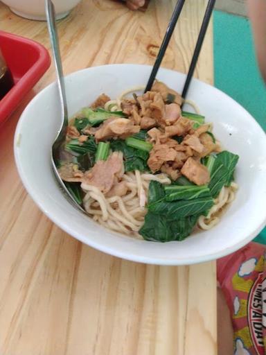 BAKSO MIE AYAM MAS VIAN 1