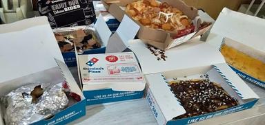 DOMINO'S PIZZA