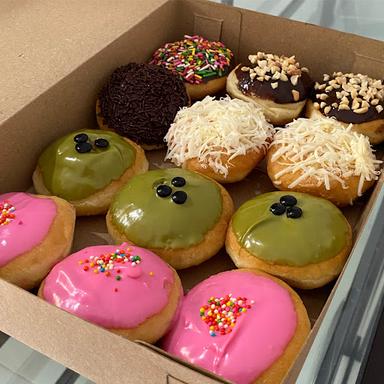 MUDO DONUTS