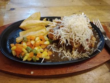 PANGLIMA STEAK BYMBSBISTROCAFE