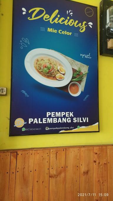 PEMPEK PALEMBANG SILVI