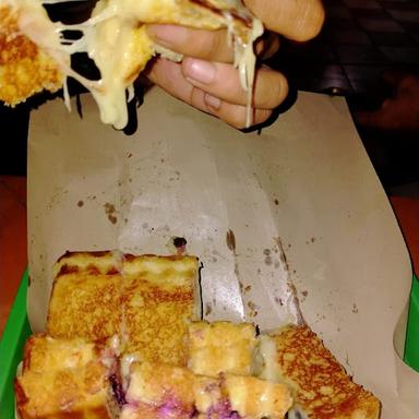 ROTI BAKAR PLAT E93